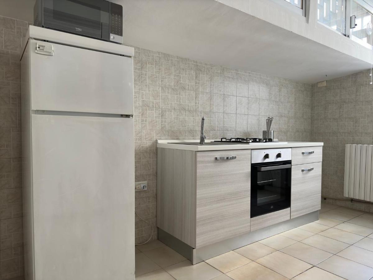 Cconforthotels Appartamento Crispi باري المظهر الخارجي الصورة